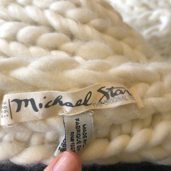 Scarf - Picture 3 of 3